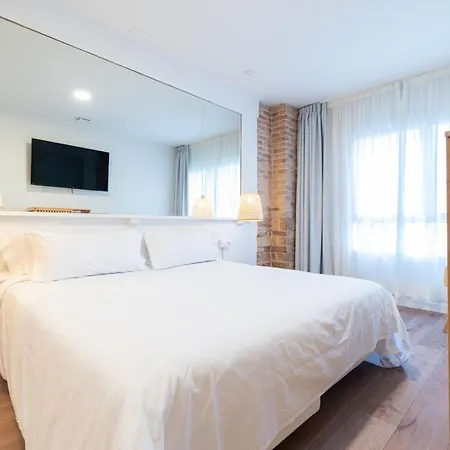 Turisticos Fatima, En El Centro De アパート ヴィーゴ