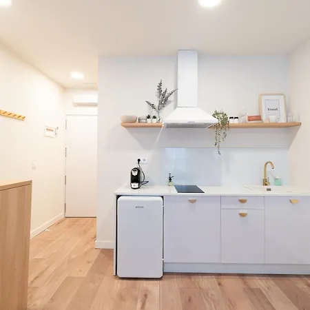 Turisticos Fatima, En El Centro De アパート ヴィーゴ