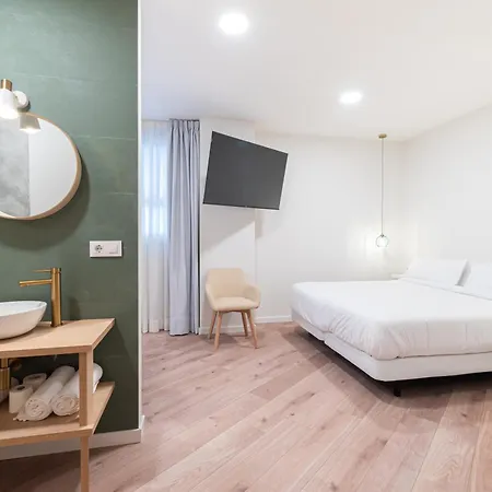 Turisticos Fatima, En El Centro De *