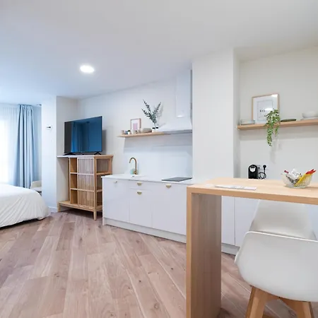 Turisticos Fatima, En El Centro De Βίγκο