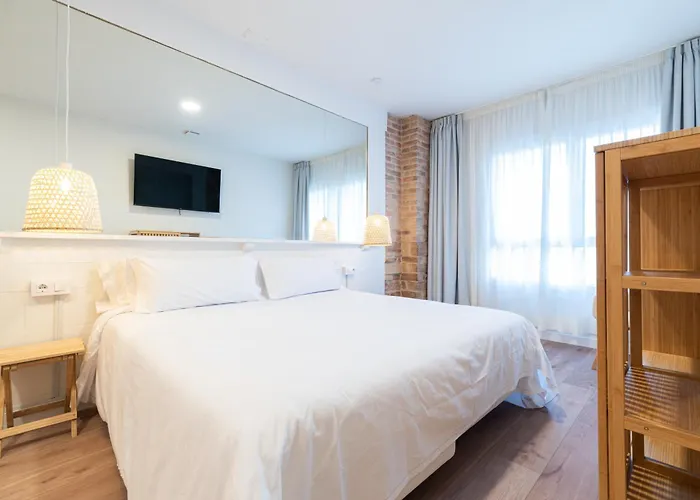 Turisticos Fatima, En El Centro De Daire Vigo