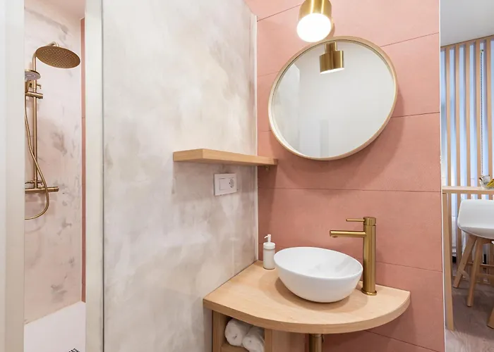 Turisticos Fatima, En El Centro De Daire *