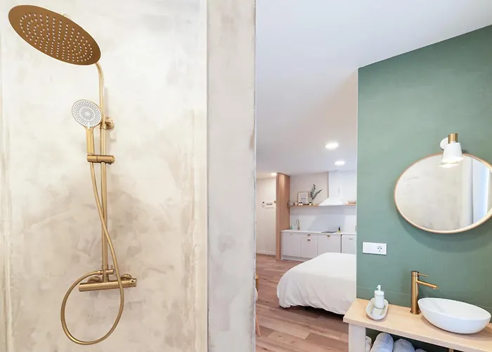 Turisticos Fatima, En El Centro De Daire *