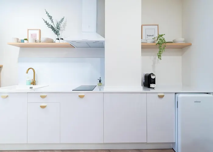 Turisticos Fatima, En El Centro De Daire *